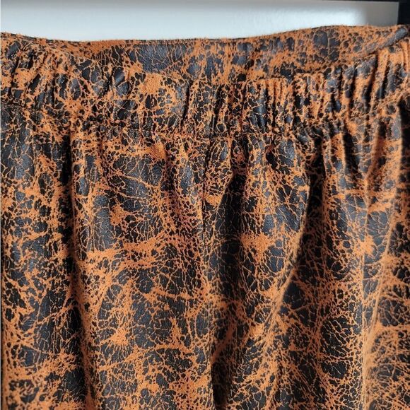 CRAZY TRAIN Faux Suede Shorts - Picture 5 of 7